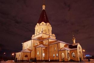 Светодиодная подсветка храма Усекновения Главы Иоанна Предтечи в Братееве, Москва