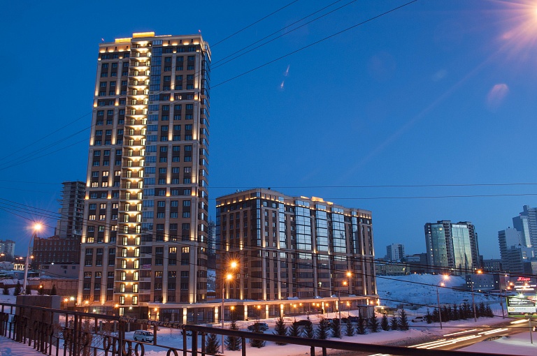 Проект «Икслайт»: архитектурная подсветка жилого комплекса премиум класса в Новосибирске